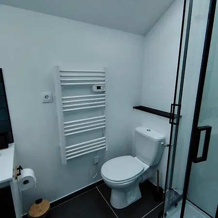 Petit Nid Douillet Entre Et Foret Holiday home