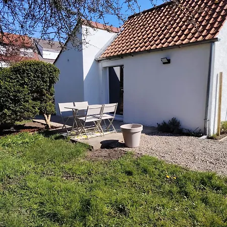 Petit Nid Douillet Entre Et Foret Holiday home